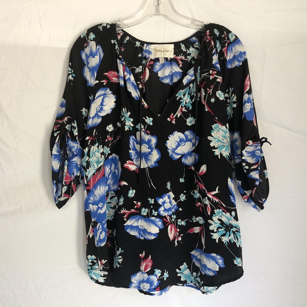 Yumi Kim Blouse Womens Small Black Floral 100% Silk V Neck Tunic 3/4 Sleeve Top